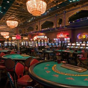 Proses checkout pembayaran di aplikasi winall casino dengan pilihan DANA, OVO, GoPay, dan metode pembayaran lokal lainnya